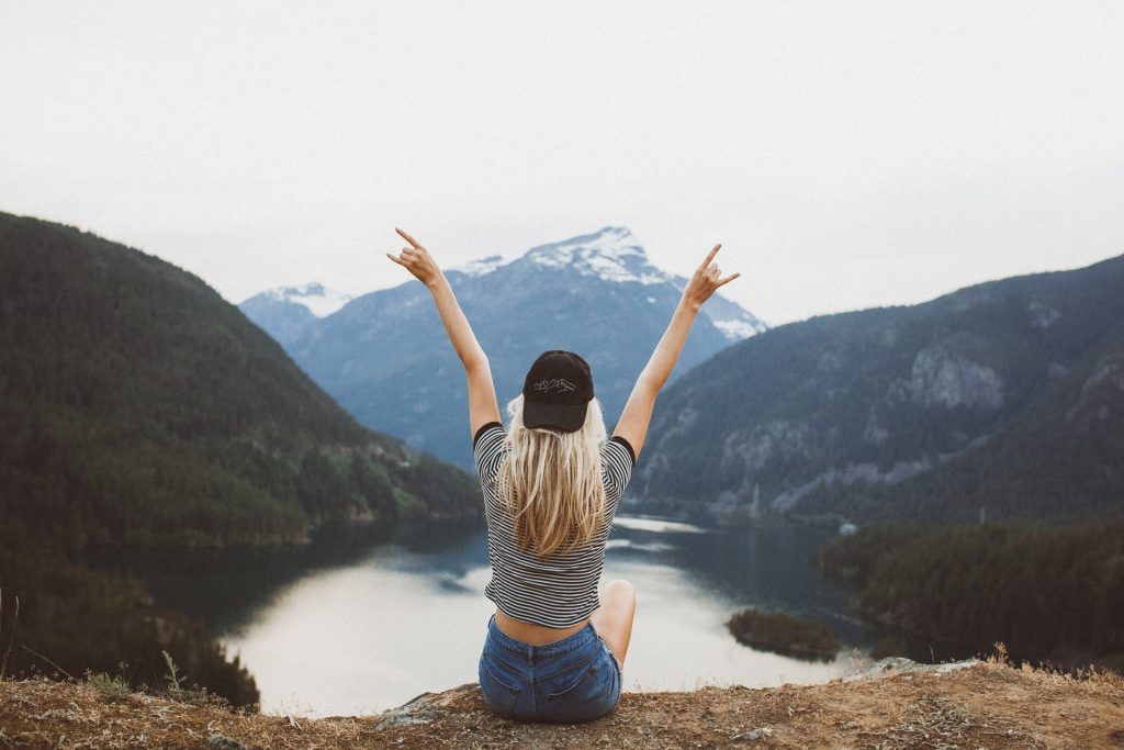 Advantages of paying off credit cards with a personal loan