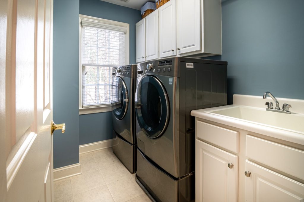cost of laundry at home
