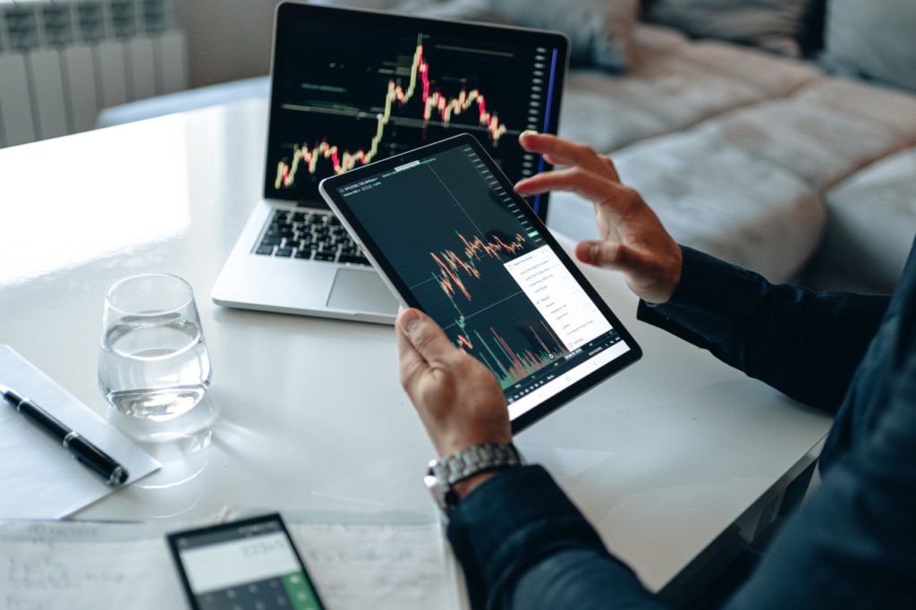 what are stock buybacks